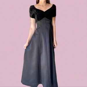 90s Black Velvet Gown